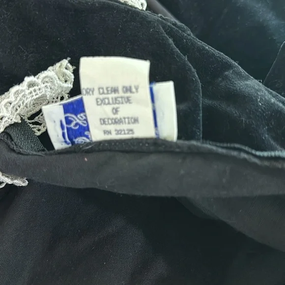 Sylvia Whyte for Saks Fifth Avenue Ruth Bader Ginsburg Halloween Costume size 5 - Picture 8 of 8